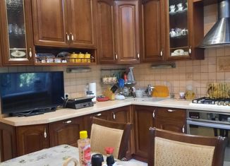 Продажа 3-комнатной квартиры, 76 м2, Москва, Ленинский проспект, 73/8, метро Университет