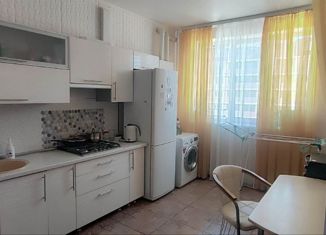 Двухкомнатная квартира на продажу, 50.4 м2, Горячий Ключ, улица Кириченко, 7