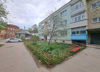 Продам 2-комнатную квартиру, 50 м2, Арзамас, Нижняя Набережная улица, 3