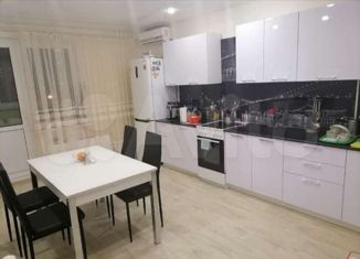 Продается 2-ком. квартира, 62.9 м2, Новороссийск, проспект Ленина, 103