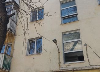 Продается 2-комнатная квартира, 40.4 м2, Екатеринбург, улица Челюскинцев, 33, улица Челюскинцев