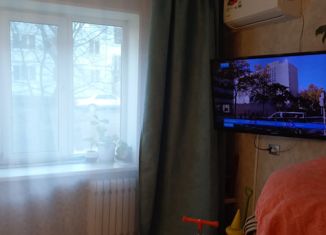 Продаю комнату, 17.9 м2, Большой Камень, улица Маслакова, 1