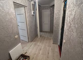 Двухкомнатная квартира на продажу, 32.8 м2, Черкесск, улица Космонавтов, 10