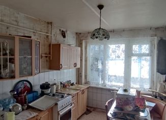 Продается трехкомнатная квартира, 62.8 м2, село Звездино, Комсомольская улица, 6