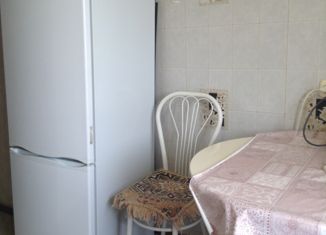 2-комнатная квартира в аренду, 50 м2, Волгодонск, улица Маршала Кошевого, 17