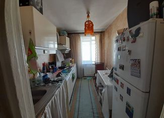 Продается трехкомнатная квартира, 59.4 м2, Вихоревка, Пионерская улица, 28