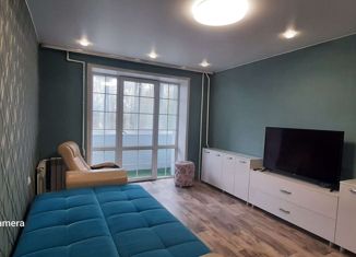 Продается 2-комнатная квартира, 48.5 м2, Валдай, улица Победы, 70