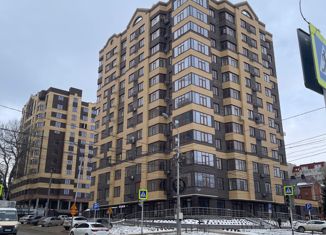 Продам 2-комнатную квартиру, 93.6 м2, Ставрополь, улица Ленина, 137, Ленинский район