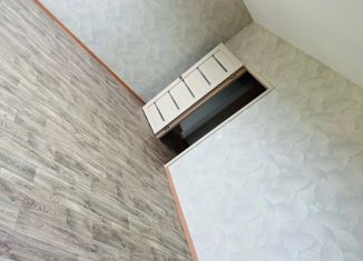 Продается 2-комнатная квартира, 62.3 м2, Черемхово, улица Орджоникидзе, 5