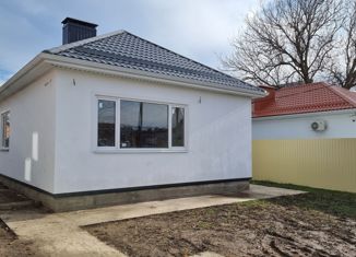 Продается дом, 70 м2, посёлок Российский, улица имени В.М. Комарова