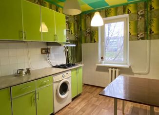 Продажа 2-комнатной квартиры, 50.7 м2, Тихорецк, Октябрьская улица, 110