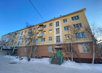 Двухкомнатная квартира на продажу, 42.2 м2, Якутск, улица Орджоникидзе, 37