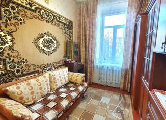 Продам 2-ком. квартиру, 36 м2, Симферополь, Казанская улица, 19, Железнодорожный район
