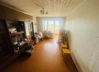 Продается 2-ком. квартира, 50 м2, Сокол, набережная Свободы, 58