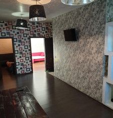 Продаю 3-ком. квартиру, 51 м2, село Кыштовка, Краснопартизанская улица, 38