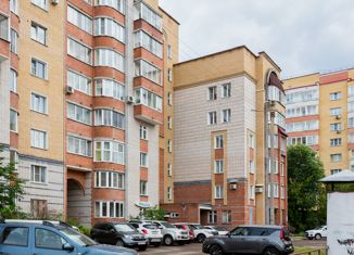 Продаю 4-комнатную квартиру, 112 м2, Киров, улица Розы Люксембург, 77, Октябрьский район