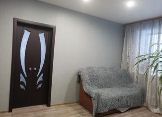 Продаю 2-комнатную квартиру, 39.6 м2, Лебедянь, улица Карла Маркса, 1