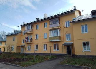 Продам 2-комнатную квартиру, 47 м2, Щёкино, Школьная улица, 36