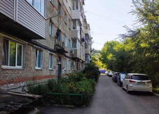 Продаю 2-ком. квартиру, 43 м2, Находка, улица Арсеньева, 16