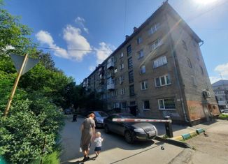 3-комнатная квартира на продажу, 54.2 м2, Новосибирск, метро Площадь Гарина-Михайловского, улица Ленина, 32