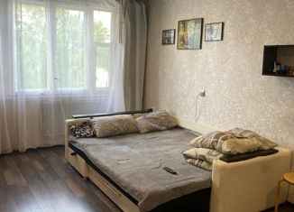 Продаю 3-ком. квартиру, 59.8 м2, городской посёлок имени Свердлова, 1-й микрорайон, 5