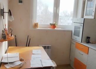 Трехкомнатная квартира на продажу, 65 м2, Самарская область, Московский проспект, 57