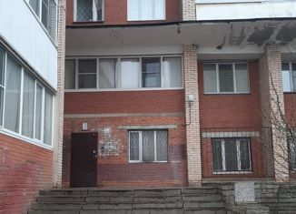 Продам комнату, 215.8 м2, Колпино, Заводской проспект, 60