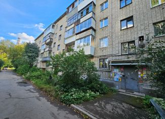 Продажа 3-комнатной квартиры, 61 м2, Свердловская область, Вишнёвая улица, 32