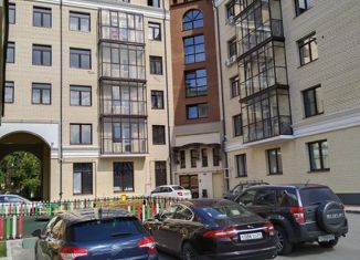 Продается 2-ком. квартира, 78.3 м2, Тверь, улица Ефимова, 32, Центральный район