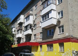 Продам 3-комнатную квартиру, 42 м2, Саратовская область, улица имени Академика С.Г. Навашина, 16