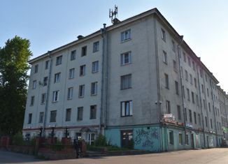 Продам четырехкомнатную квартиру, 121.4 м2, Санкт-Петербург, набережная Обводного канала, 42, метро Обводный канал