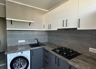 Продам 1-комнатную квартиру, 35 м2, Темрюк, улица Ленина, 100