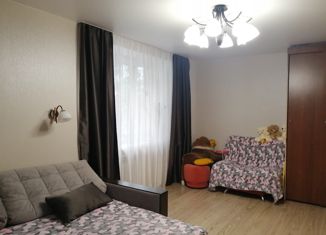 Продам двухкомнатную квартиру, 48.6 м2, Заречный, проспект 30-летия Победы, 16