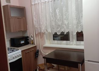 Продаю трехкомнатную квартиру, 59.2 м2, поселок Лощинный, улица Ленина, 4