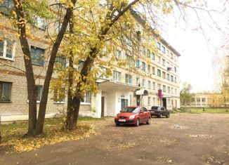 Продажа 2-ком. квартиры, 39.4 м2, поселок городского типа Голынки, Коммунистическая улица, 12