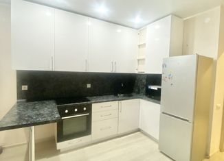 Продам 1-комнатную квартиру, 35 м2, деревня Царёво, улица Петра Гаврилова, 40