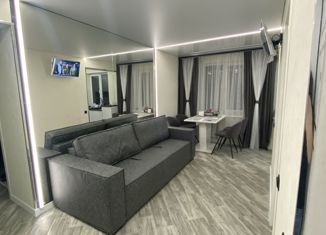 Продается 3-ком. квартира, 60 м2, Клинцы, улица Рябка, 125