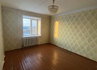 Продается 2-ком. квартира, 43 м2, Катайск, улица Королёва, 6