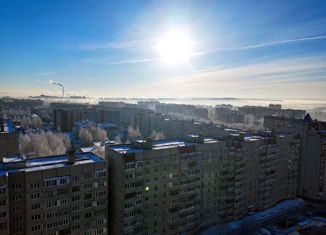 Продам 3-ком. квартиру, 85 м2, Чувашия, улица Воинов-Интернационалистов, 24