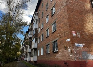 Продается 2-комнатная квартира, 54 м2, Иркутск, улица Пушкина, 42