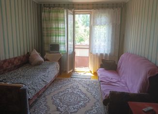 Продаю 1-ком. квартиру, 30.4 м2, Челябинск, Курчатовский район, улица Ворошилова, 19