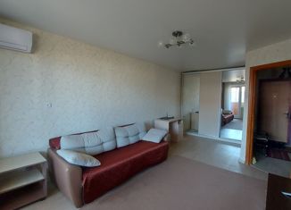 Продаю 1-ком. квартиру, 39.1 м2, Находка, улица Пирогова, 60А