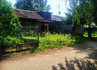 Продаю 3-комнатную квартиру, 67 м2, Гатчина, Уральская улица, 1