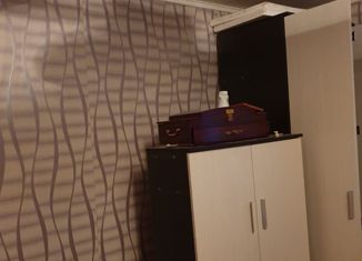 Продаю 2-ком. квартиру, 51 м2, Копейск, Коммунистический проспект, 33