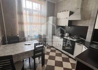 Продам 2-комнатную квартиру, 50 м2, Кисловодск, улица Горького, 36