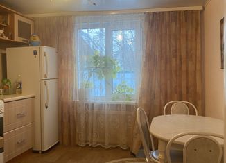 Продается трехкомнатная квартира, 72.8 м2, посёлок Боголюбово, Восточная улица, 2