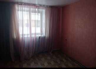 Продаю 4-комнатную квартиру, 80 м2, Лениногорск, улица Мурзина, 2Б