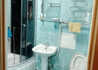 Продаю 2-комнатную квартиру, 38 м2, село Черниговка, Октябрьская улица, 75