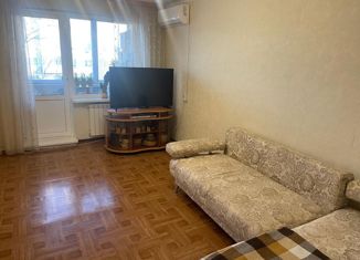 Продам трехкомнатную квартиру, 58 м2, Калачинск, улица Черепова, 83