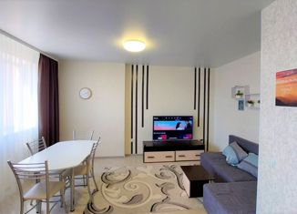 Продажа 2-ком. квартиры, 74.1 м2, деревня Батино, улица Сергея Есенина, 5